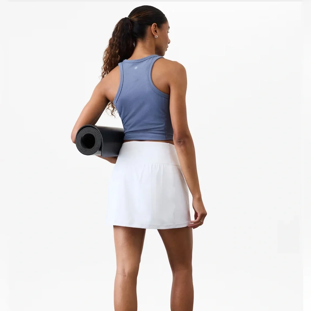 Athleta Bright White Salutation Stash Pocket 14.5” Skort Size Large